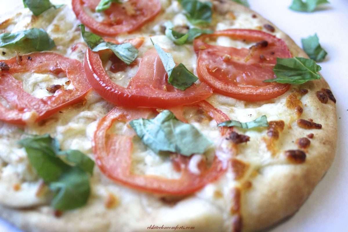 Tomato and Basil Pizza Close EKC scaled